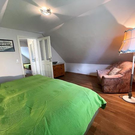 Das Puppenhaus, Reetdach, Sauna, Kamin, Eingezaeunt, Badewanne, Haustiere Willkommen Emmelsbüll-Horsbüll Esterno foto