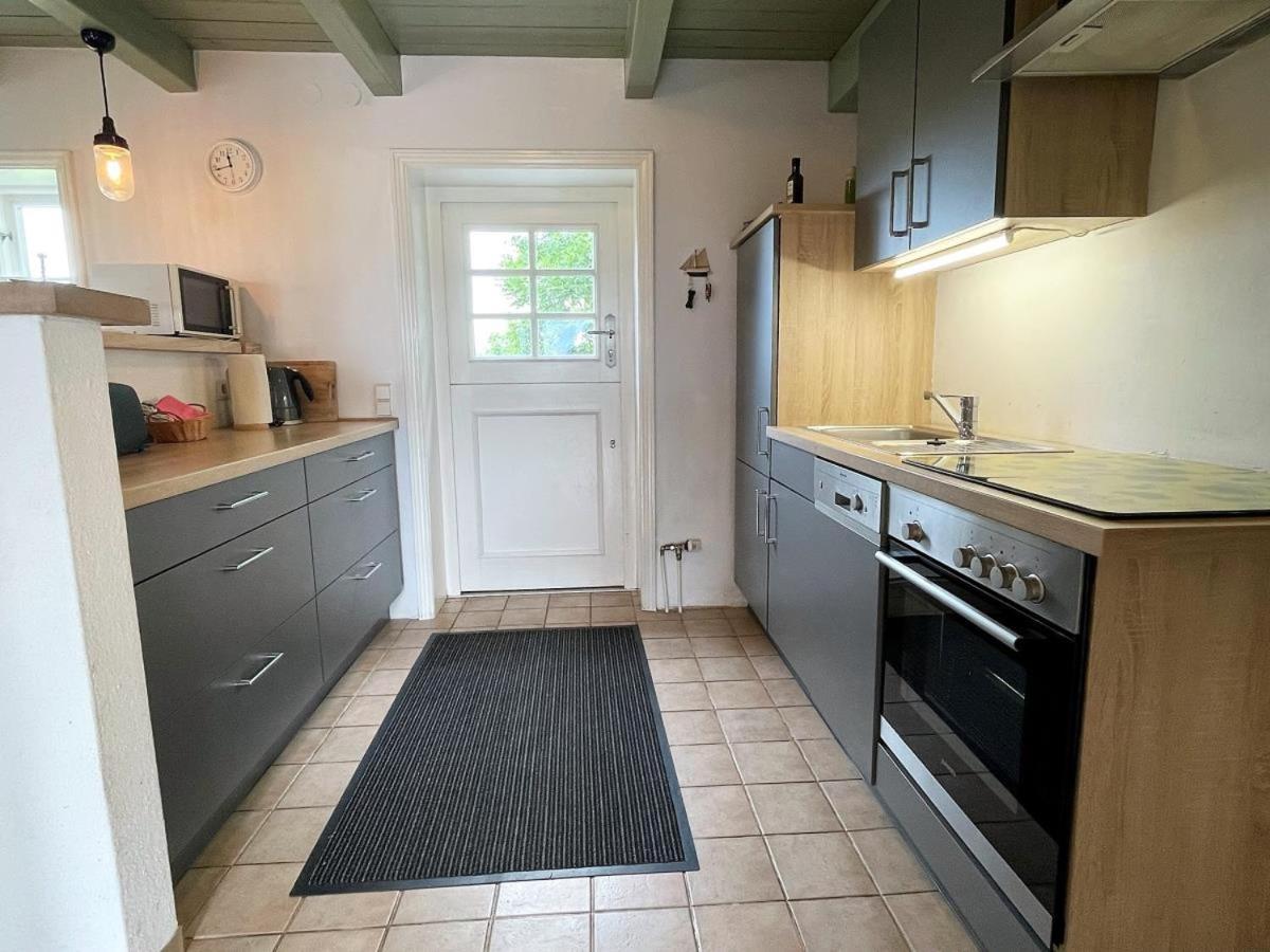 Das Puppenhaus, Reetdach, Sauna, Kamin, Eingezaeunt, Badewanne, Haustiere Willkommen Emmelsbüll-Horsbüll Esterno foto