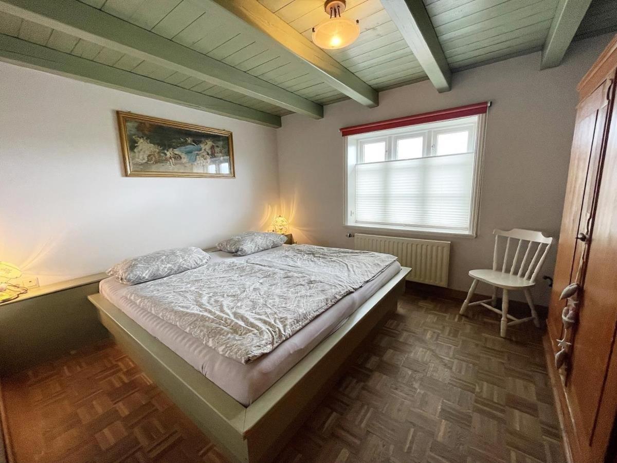 Das Puppenhaus, Reetdach, Sauna, Kamin, Eingezaeunt, Badewanne, Haustiere Willkommen Emmelsbüll-Horsbüll Esterno foto