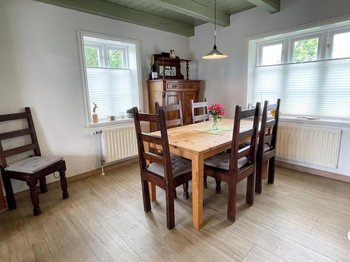 Das Puppenhaus, Reetdach, Sauna, Kamin, Eingezaeunt, Badewanne, Haustiere Willkommen Emmelsbüll-Horsbüll Esterno foto